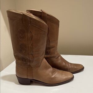 ⭐️GUCCI Vintage Western Cowboy Brown Leather Boots Women—GORGEOUS!! EUC!! Sz 46